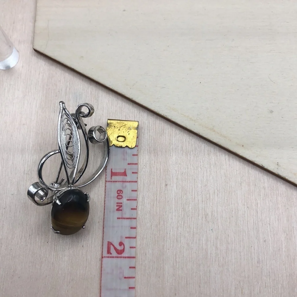 Elegant modernist style tiger's eye brooch-vintage.